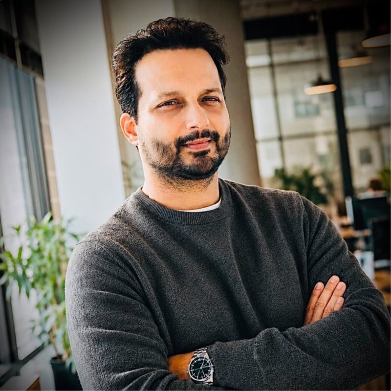 Manzar Ghansar, founder and product builder of Event Capsule